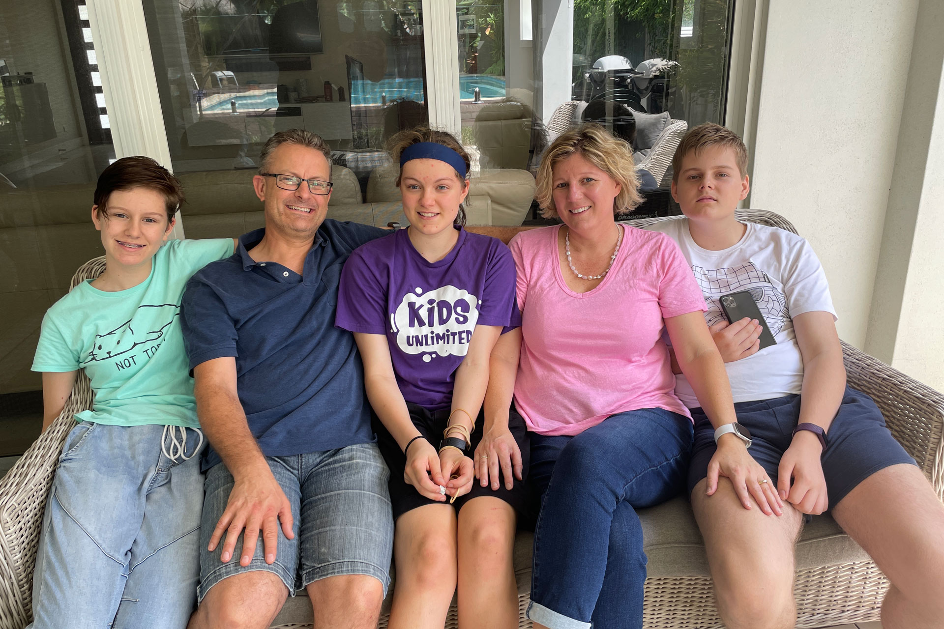 plantracker-story-family